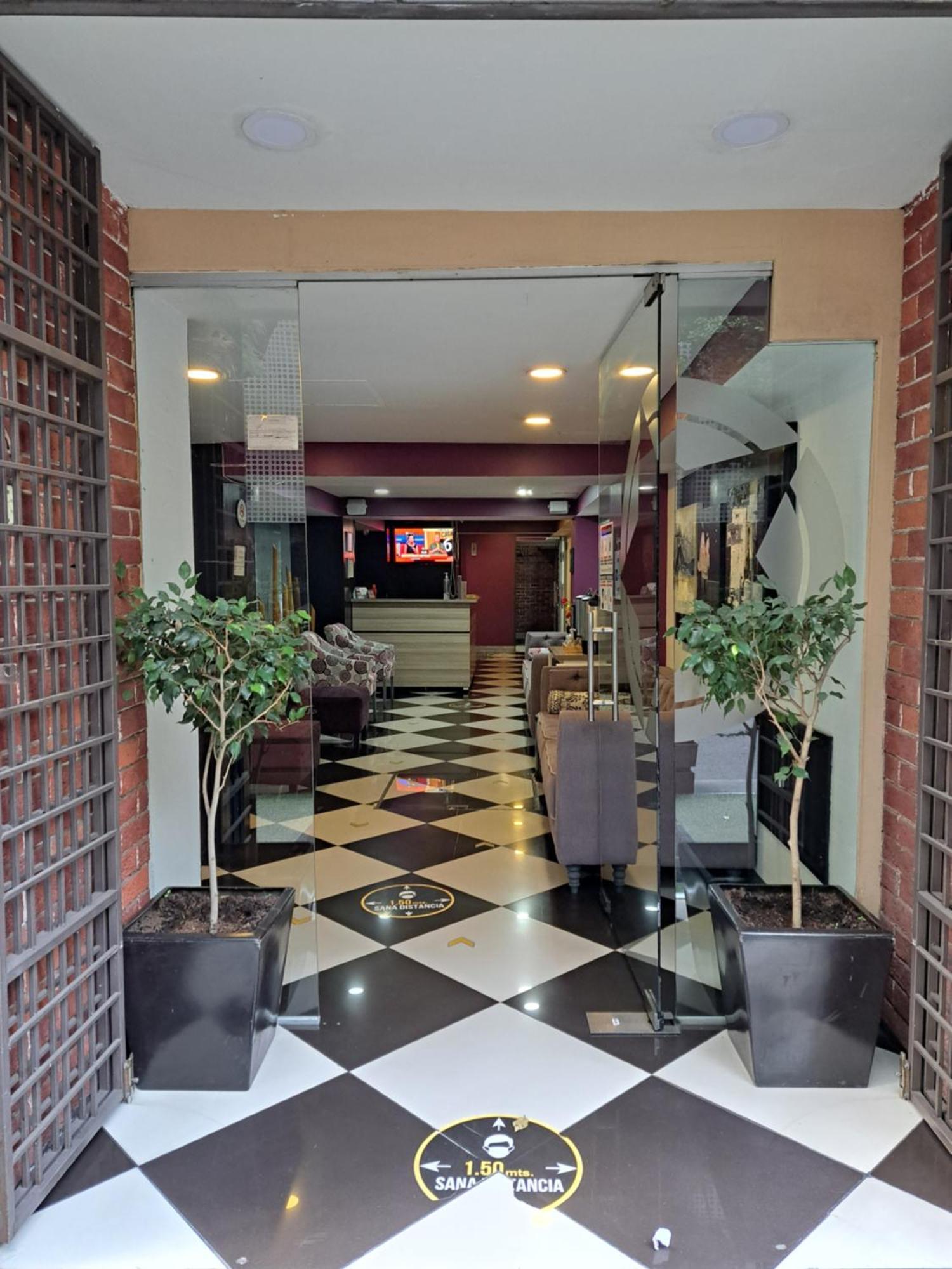 Capital Luxury Apartments & Offices Aparthotel 4*